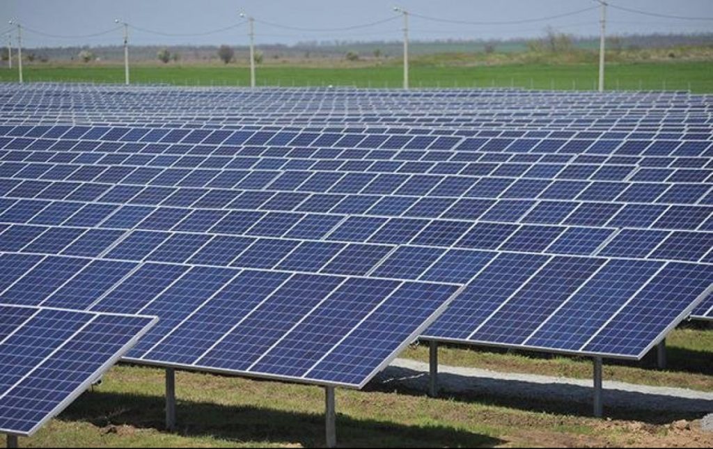На Днепропетровщине запустили новую солнечную электростанцию